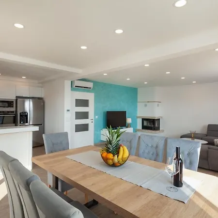 Villa Ctma242/ Modern New Holiday House With Heated Private Pool Makarska