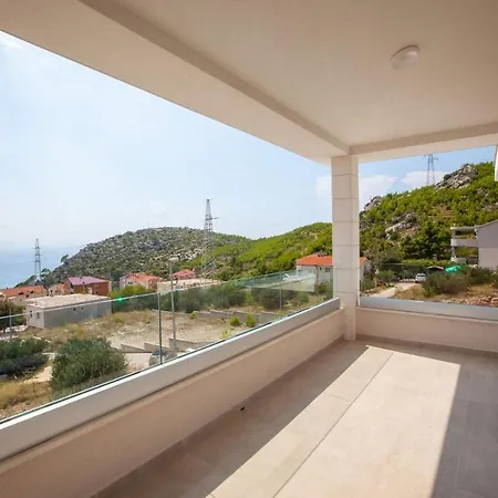 Ctma242/ Modern New Holiday House With Heated Private Pool Villa Makarska
